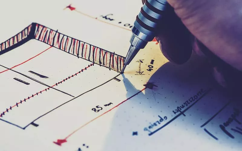 ?在網站建設過程中，?如何挑選合適的建站工具和技術？?